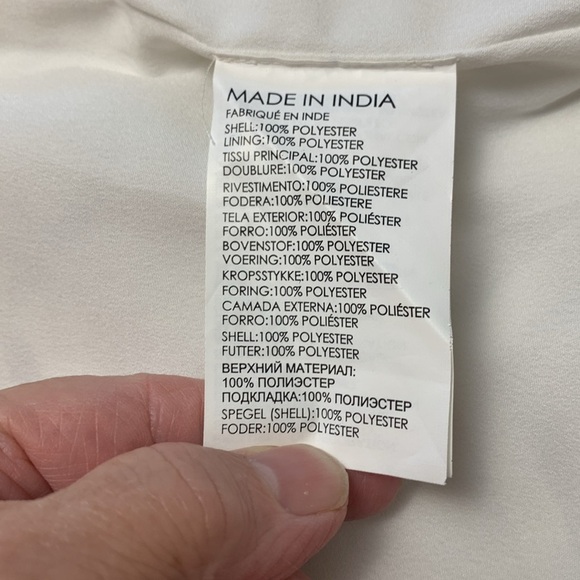 Club Monaco Embellished Skirt, Fully Lined, Side Zipper, Scalloped Hem - Picture 11 of 12